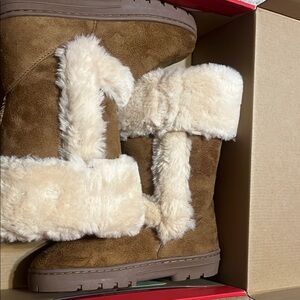 Style & Co Tan and Cream Cozy Winter Boots